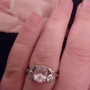 Unique Cubic Zirconia Ring